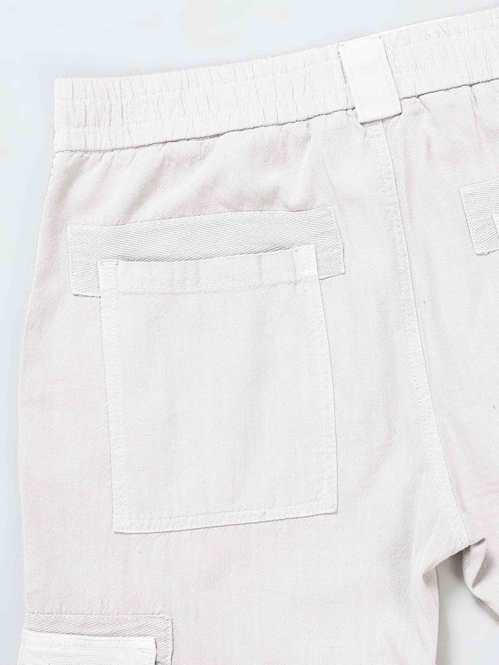 Light Grey Linen Cargo Pants for Men detail view - Nomade Utility Linen Cargo by Italian Colony