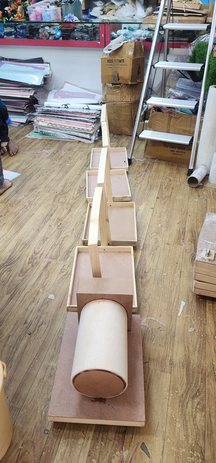 Pinewood train