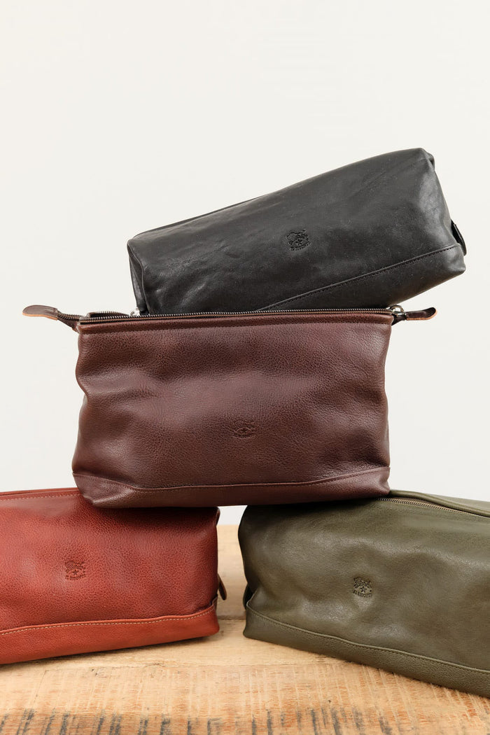 Il Bisonte Accessories Bags Populonia Cowhide Beauty Case in Caffe Caffe