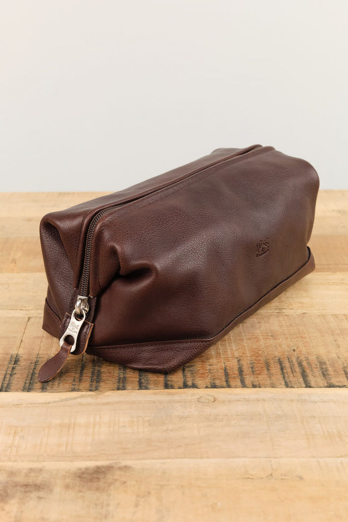 Il Bisonte Accessories Bags Populonia Cowhide Beauty Case in Caffe Caffe