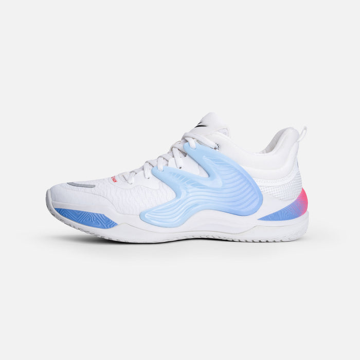 WHITE-LIGHT BLUE / 39