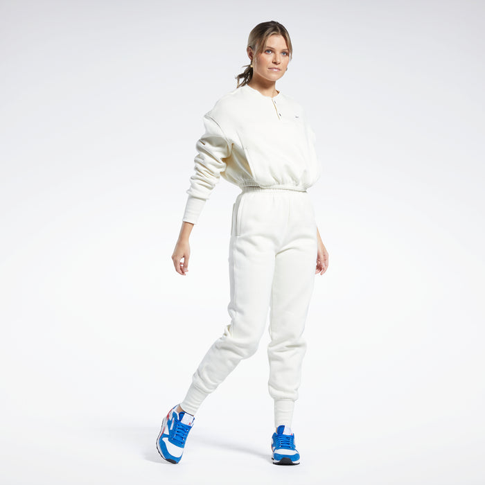 Reebok Apparel Women Classics Fleece Sweatshirt Clawht