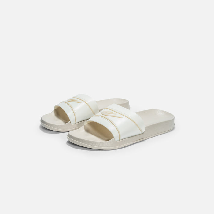 RELAX SLIDES BB