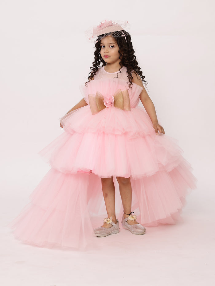 Sale Arha Pink High- Low Gown With Hair Accessory