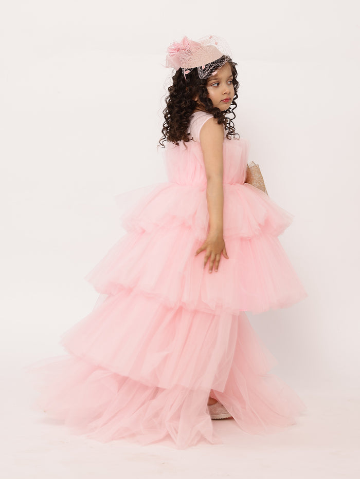 Sale Arha Pink High- Low Gown With Hair Accessory