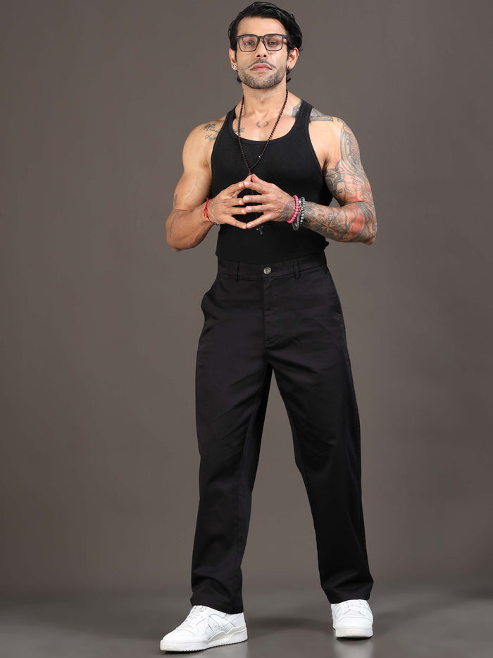 Relaxed Trouser In Black for Men