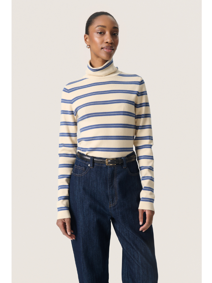 Soaked in Luxury SLSpina Striped Rollneck Blue