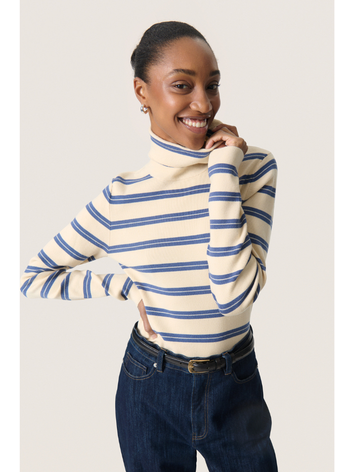 Soaked in Luxury SLSpina Striped Rollneck Blue