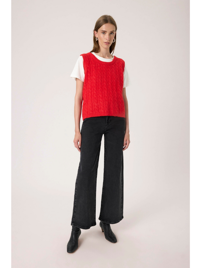 Soaked in Luxury SLVespera Vest Red