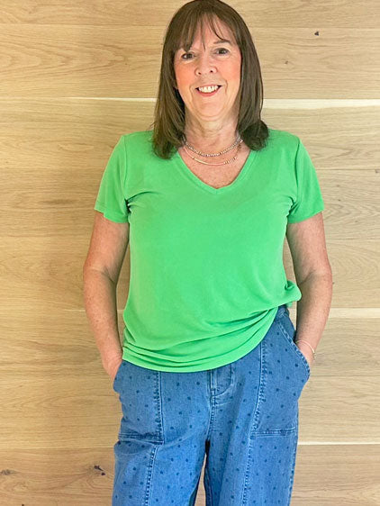 Soaked SLColumbine V-Neck Short Sleeve Top Vibrant Green