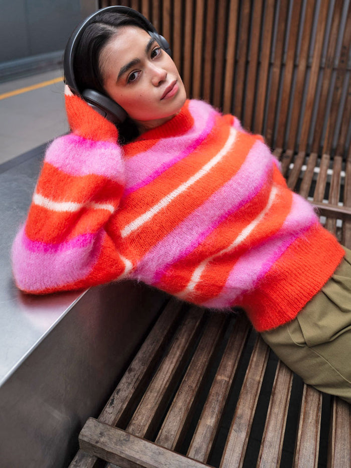 TWNS The Label Kale Striped Round Neck Sweater Fire