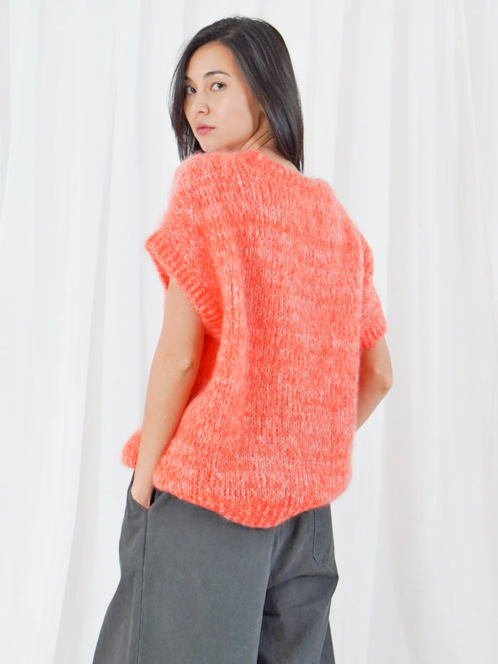 TWNS The Label Kanoa Oversized V-Neck Sweater Fire-Snow