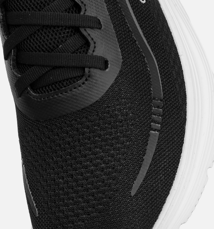 URBAN PACE L