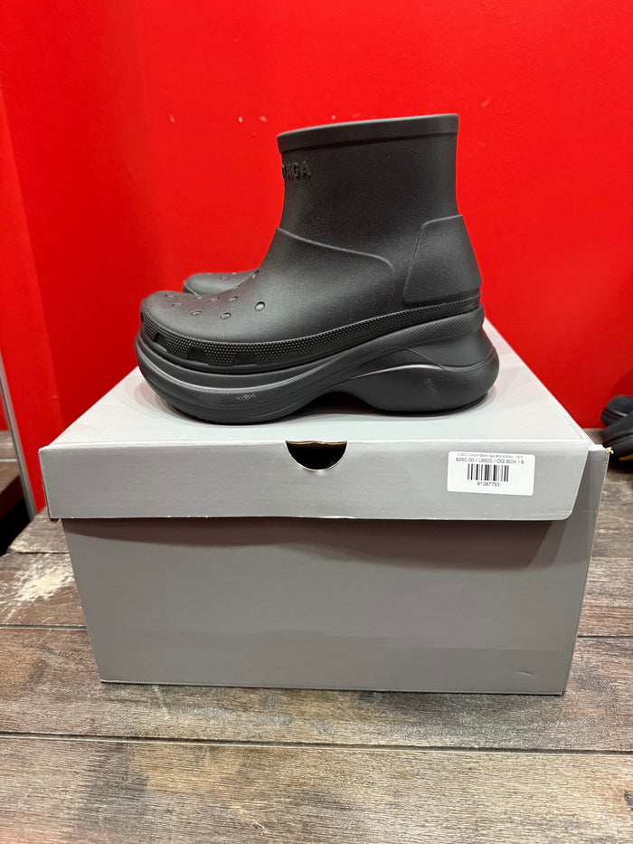 (USED) Crocs x Balenciaga Bootie Black - Sz 8