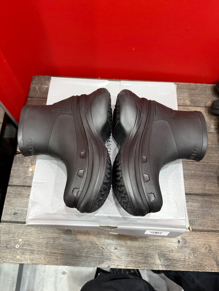 (USED) Crocs x Balenciaga Bootie Black - Sz 8