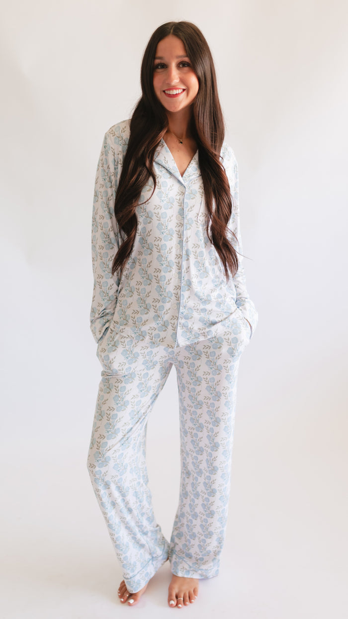 Women's Button Up Set In Blue Floral