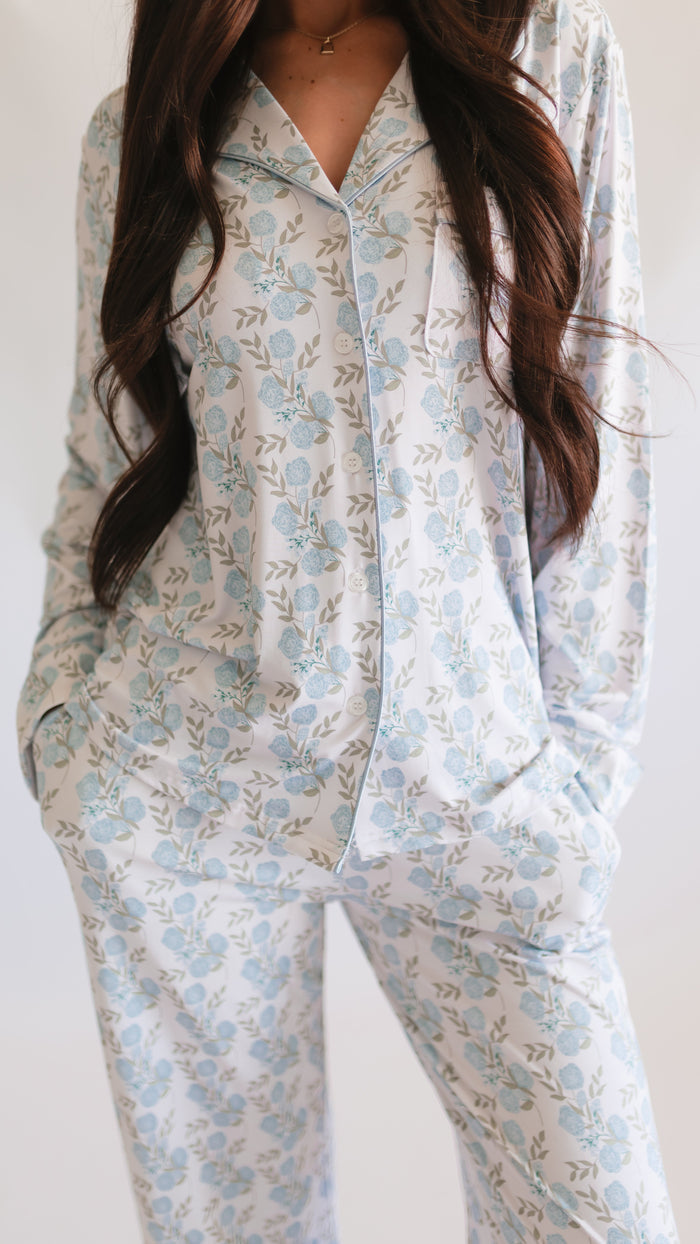 Women's Button Up Set In Blue Floral