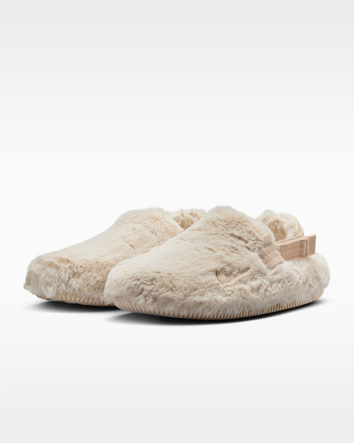Women's Nike Calm SE