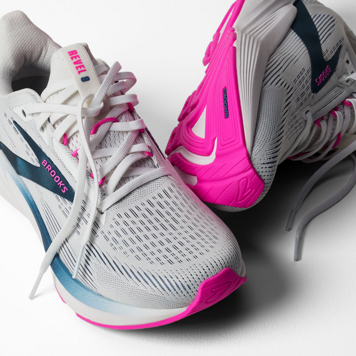 Women's Revel 8