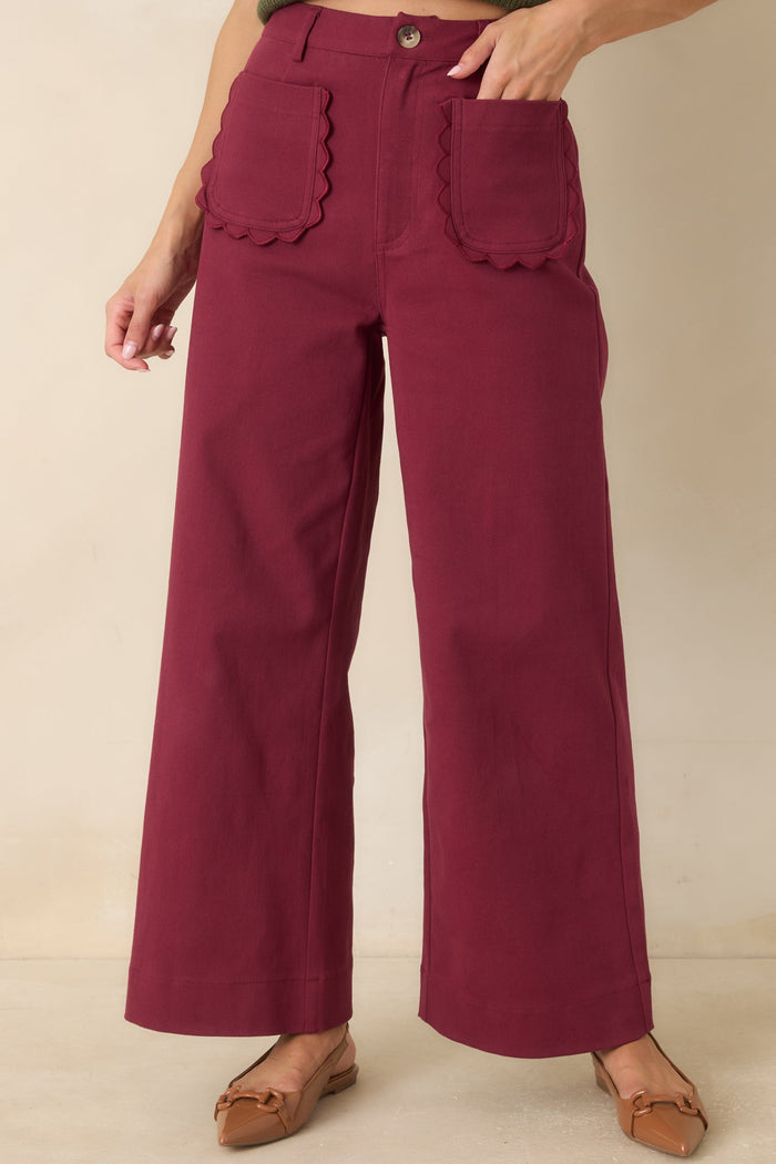 Women's Scalloped Pocket Wide Leg Pants