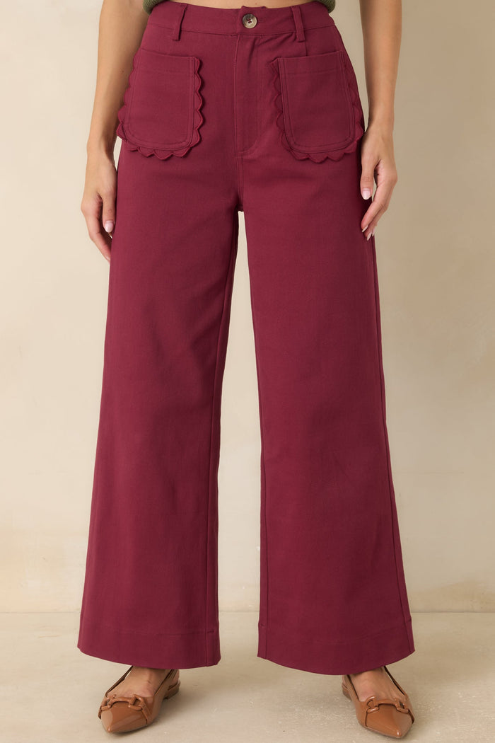 Women's Scalloped Pocket Wide Leg Pants