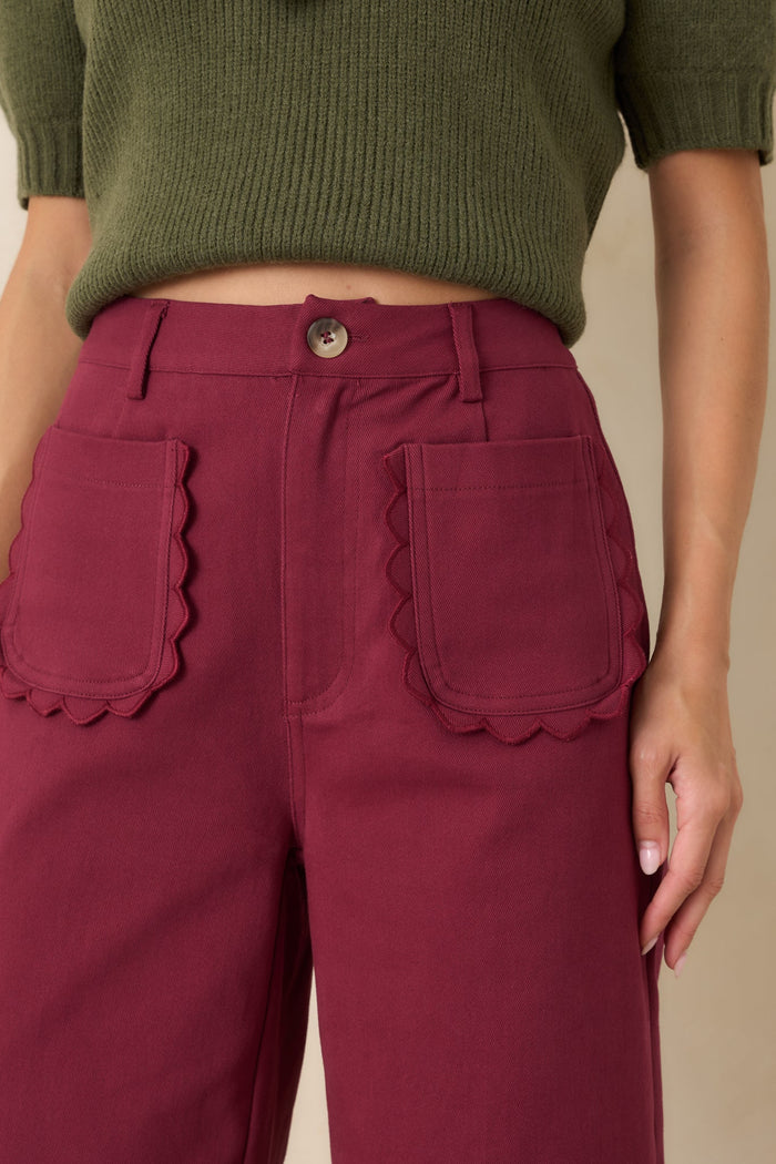 Women's Scalloped Pocket Wide Leg Pants