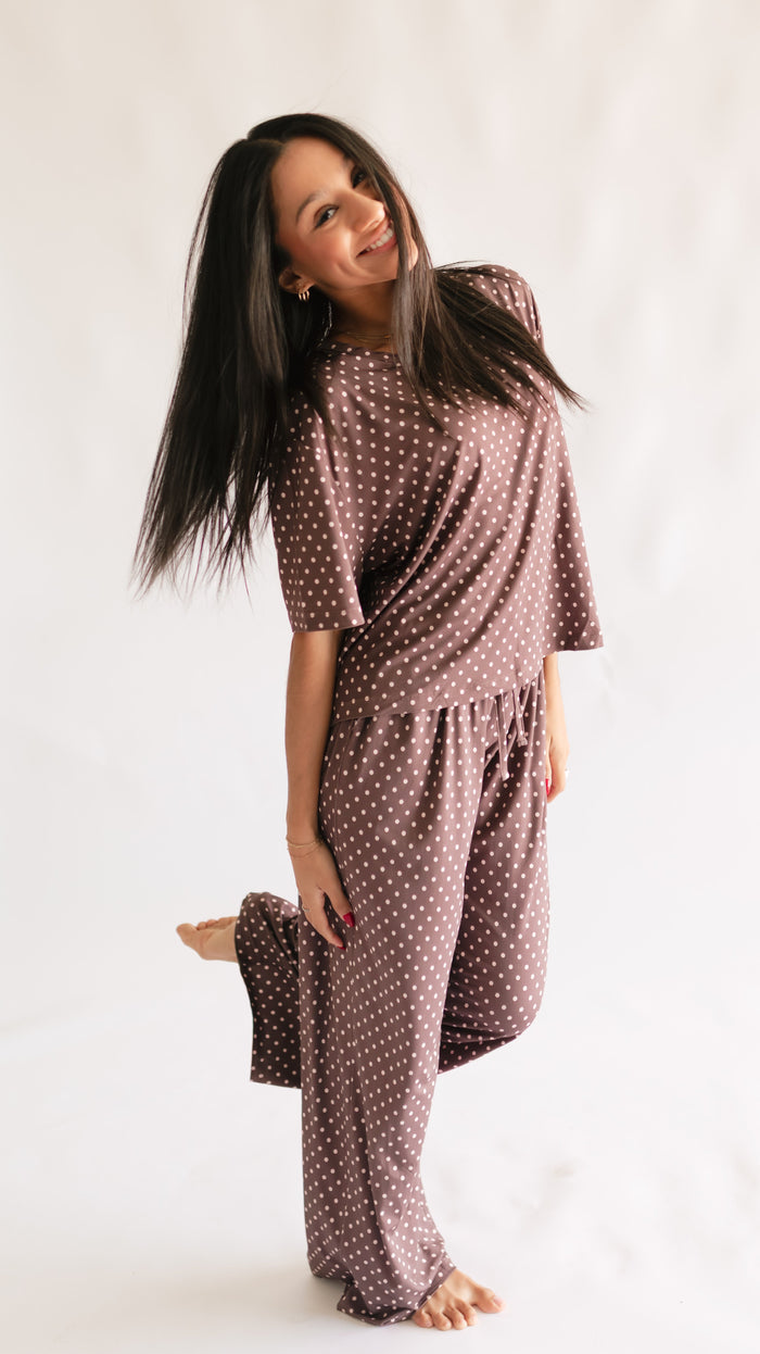 Women's T-Shirt and Pants Set in Brown & Pink Polka Dot