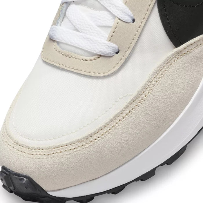 Women's Nike Waffle Debut