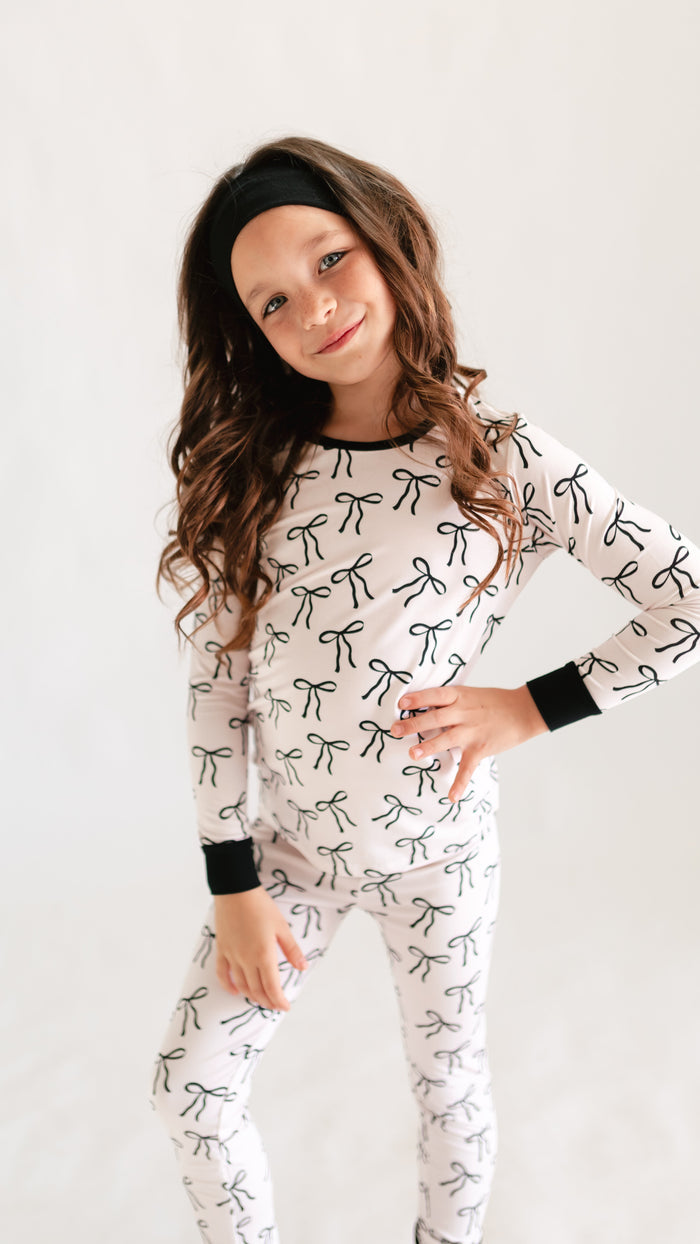 Youth Pajama Set in Black Bows